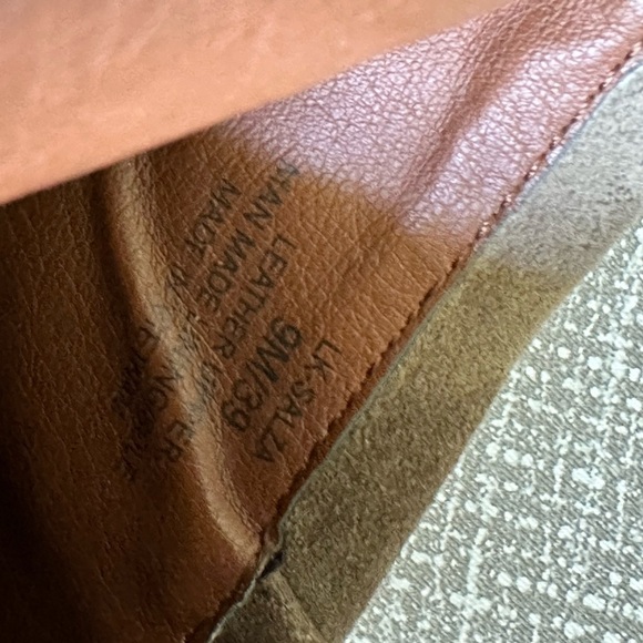 Lucky Brand Womens Salza Brown Tan Leather suede Block Heel Booties 9 Medium - Picture 10 of 15